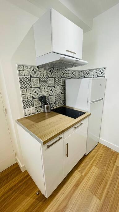 Joli Studio Avignon Intra-Muros Luaran gambar